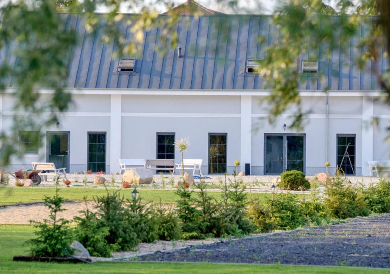 Villa Folwark Matecznik Sedzinko Exterior foto